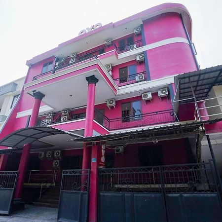 Collection O 1112 Comfitel Siwalankerto Aa4 Hotell Surabaya Eksteriør bilde