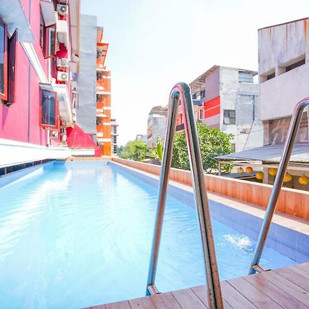 Collection O 1112 Comfitel Siwalankerto Aa4 Hotell Surabaya Eksteriør bilde