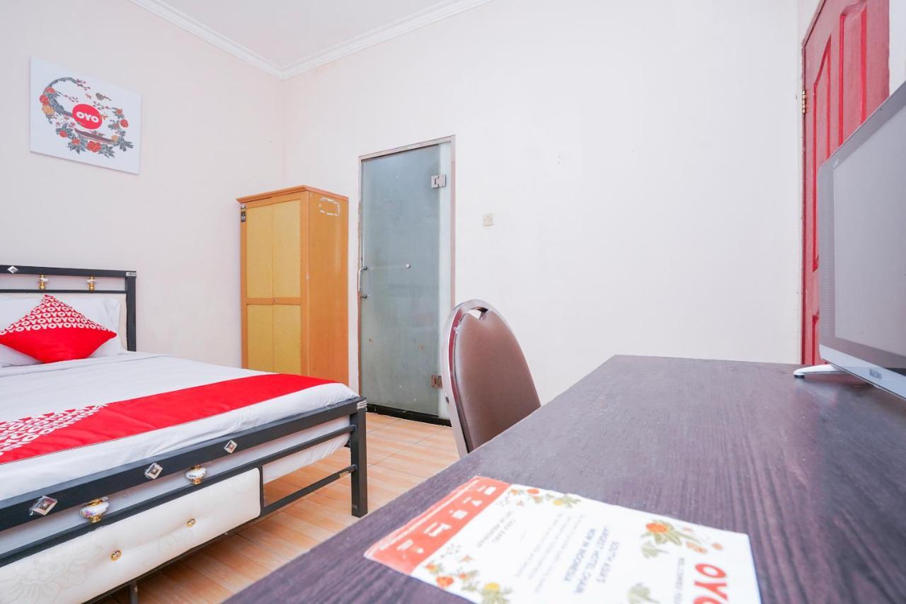Collection O 1112 Comfitel Siwalankerto Aa4 Hotell Surabaya Eksteriør bilde